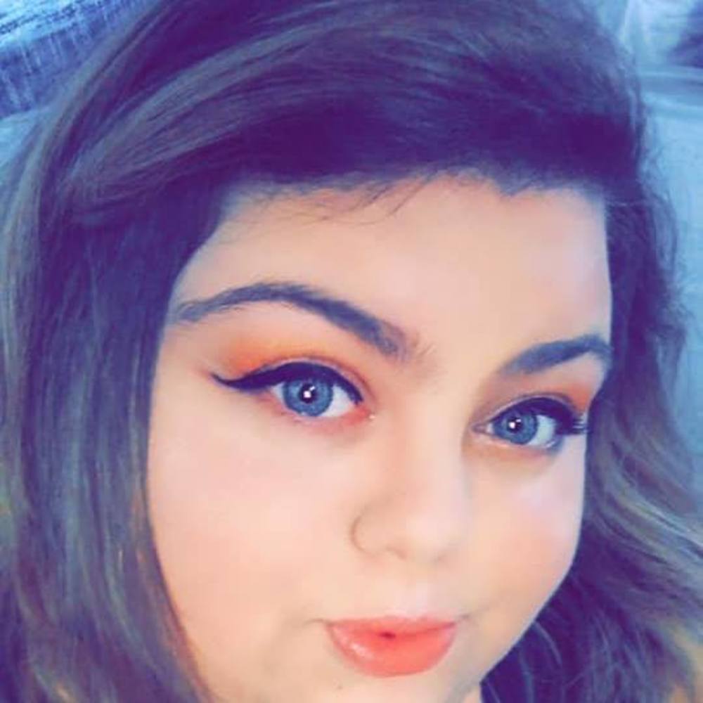 Meet your Posher, Talia